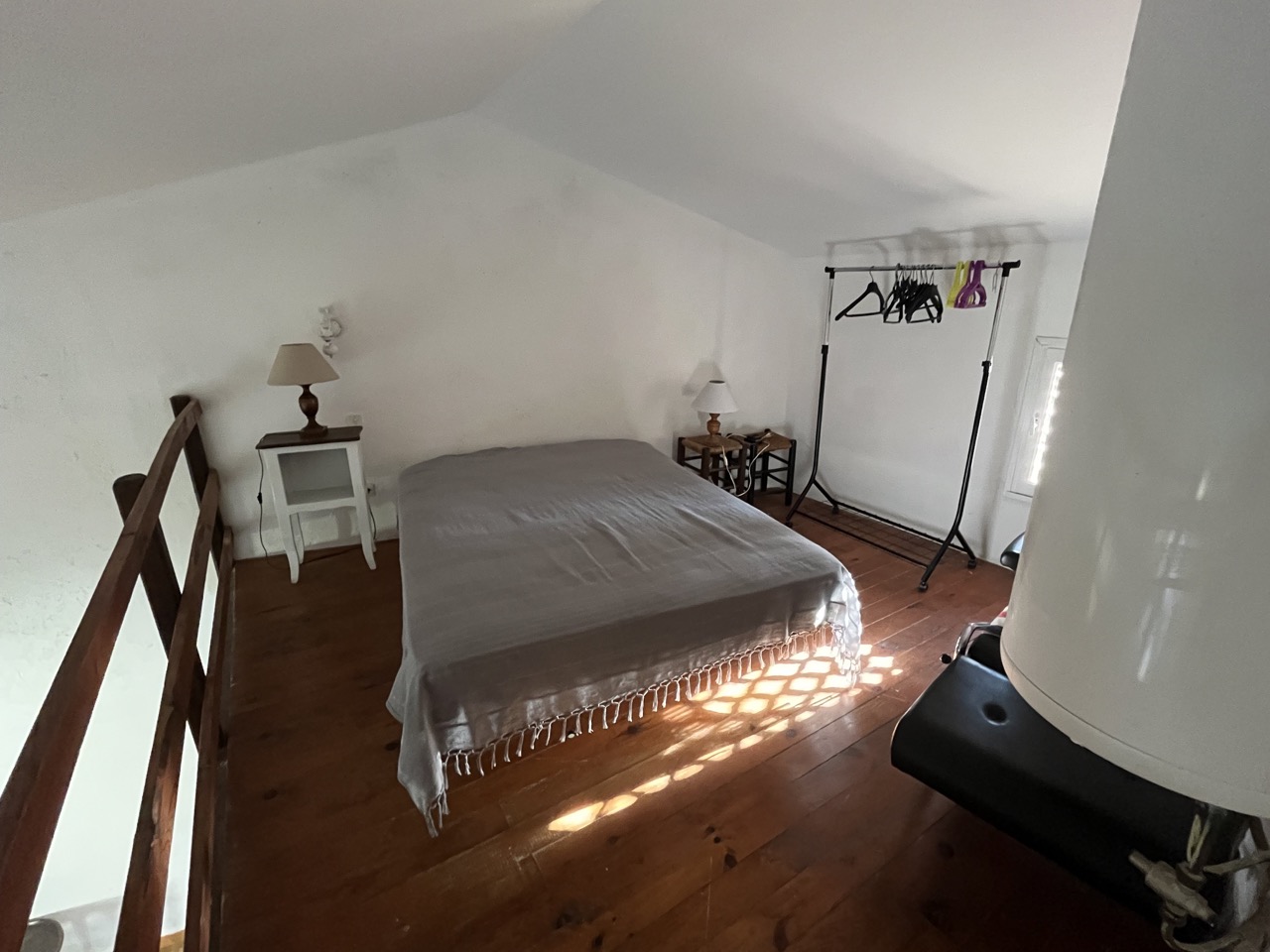 La mezzanine avec un lit double
